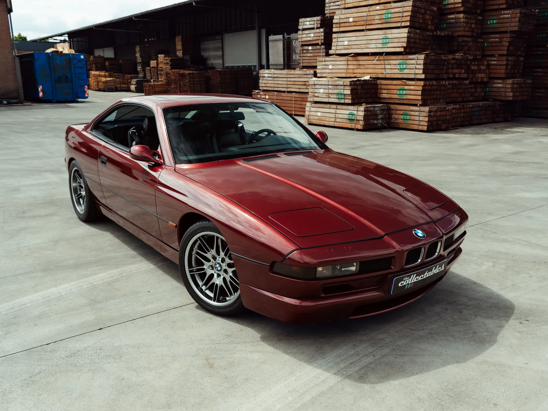 BMW 850CSi rood